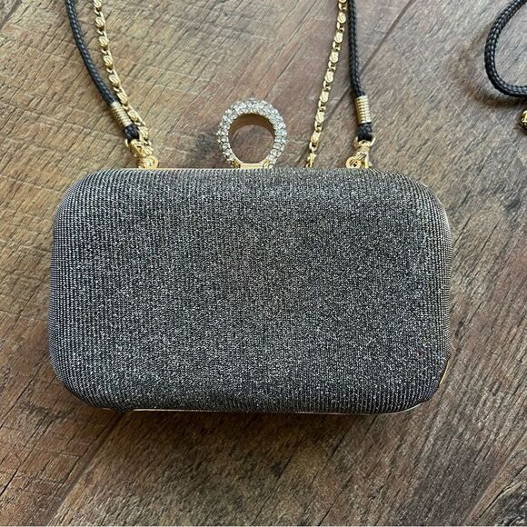 Diamond Clutch Fancy Purse Diamond & Gold design // removable straps - Picture 4 of 10